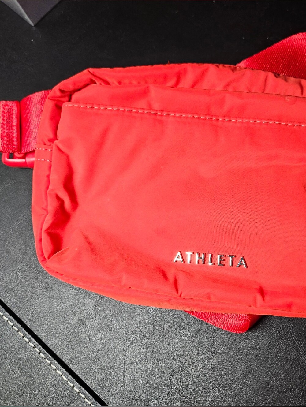 Athleta All About Large Crossbody Belt Bag-Cardinal